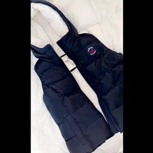 hollister vest